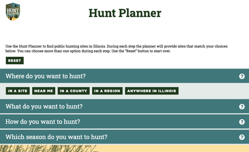 A screenshot of the Hunt Illinois website on the Hunt Planner page. Users can chose where to hunt, what to hunt, and which season to hunt in. 